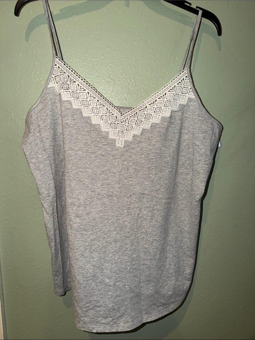 LOFT Grey Camisole with White Lace Trim NWT Retail $29.50 XL